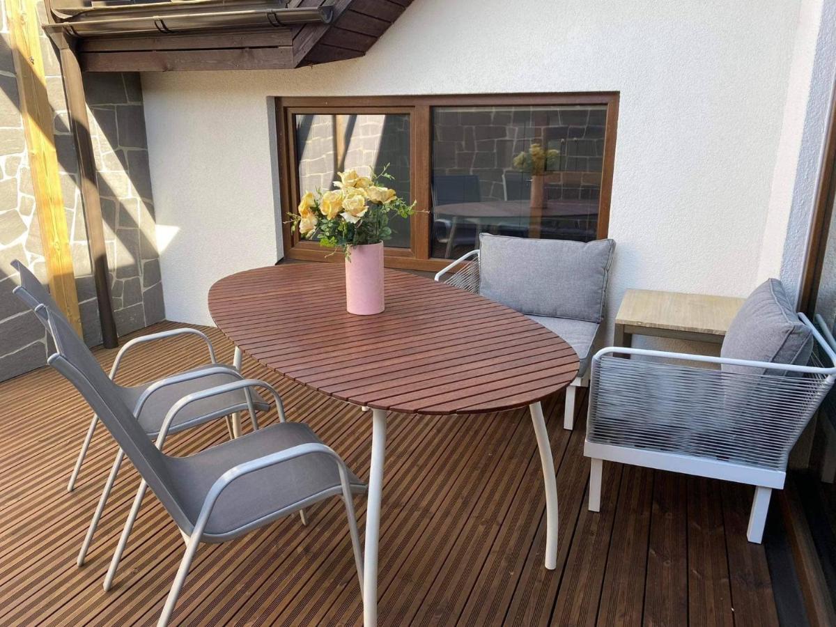 Lux Apartment Parnu Ngoại thất bức ảnh